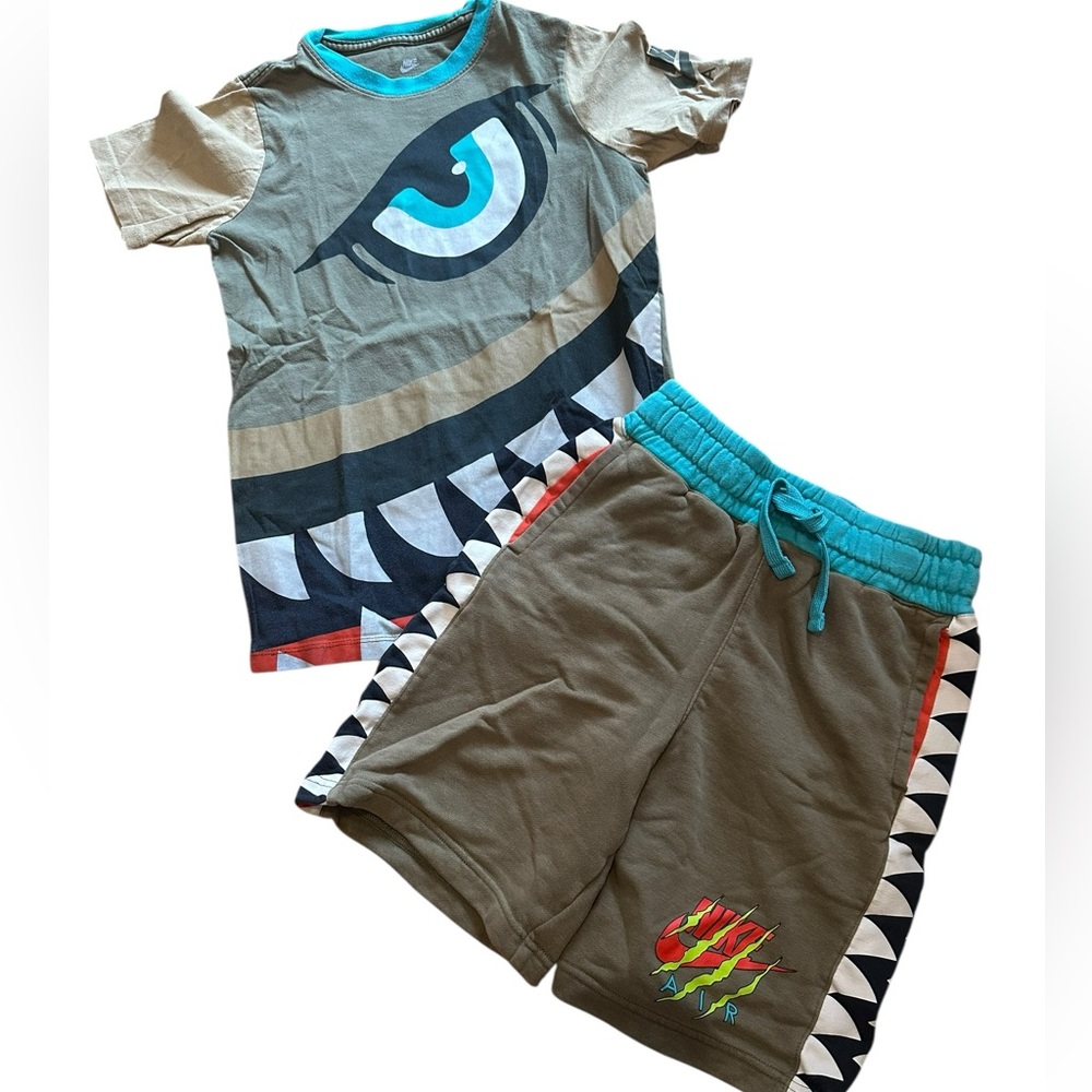 Nike Boys Graphic T-Shirt Size S & Shorts Size M Lot Different Sizes